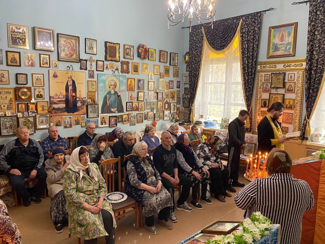 Насельник Казанского мужского монастыря города Тамбова иеромонах Зосима (Клинков) посетил Тамбовский дом-интернат для ветеранов войны и труда