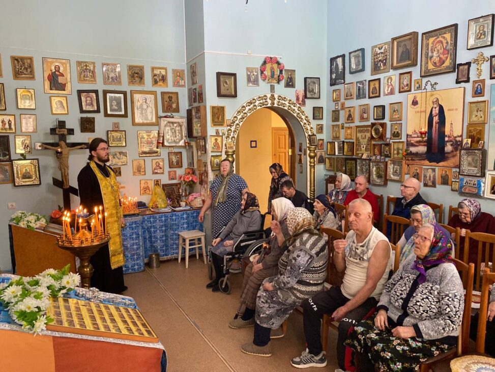 Благочинный Казанского мужского монастыря города Тамбова иеромонах Зосима (Клинков) посетил Тамбовский дом-интернат для ветеранов войны и труда